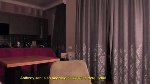 Max online show from 10-19-25, 03:18