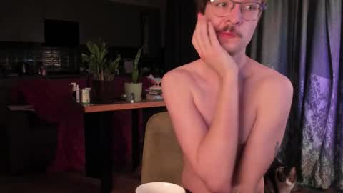 Max online show from 03-25-26, 03:45