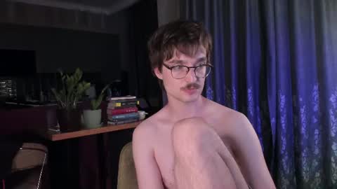 Max online show from 08-04-26, 10:23