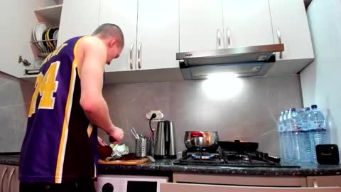 You can ask my name in pm online show from 02-12-26, 01:50