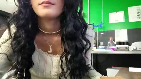 Snapshot of yoitshoney chatting on 05-29-26, 05:22 Yoitshoney online show from 05-29-26, 05:22