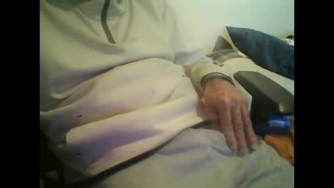 Snapshot of yokaxondoo chatting on 12-24-24, 09:28 yokaxondoo online show from 12-24-24, 09:28