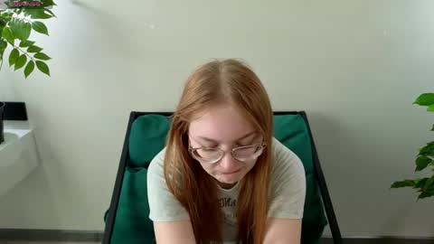 Mary online show from 04-28-26, 11:04