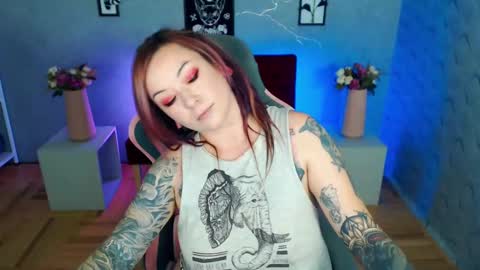 Yolandi-Foun online show from 11-10-25, 12:59