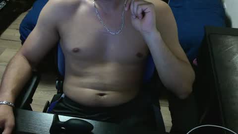 yoloyo93 online show from 06-26-26, 10:30