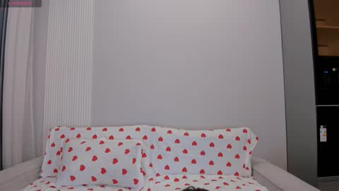 Snapshot of yoon_shin chatting on 11-15-25, 04:43 yoon_shin online show from 11-15-25, 04:43