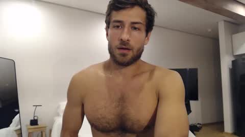 Snapshot of yoooups chatting on 10-18-25, 07:36 Yoooups online show from 10-18-25, 07:36