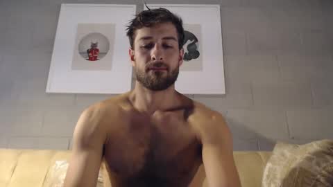 Snapshot of yoooups chatting on 11-02-25, 09:39 Yoooups online show from 11-02-25, 09:39