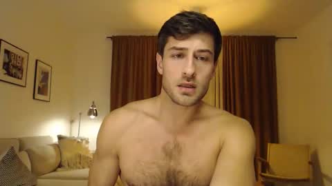 Snapshot of yoooups chatting on 12-15-25, 08:57 Yoooups online show from 12-15-25, 08:57