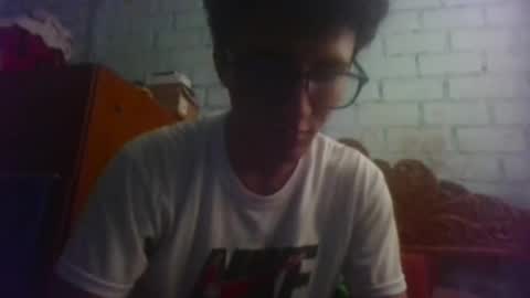 yori009 online show from 05-17-26, 07:32