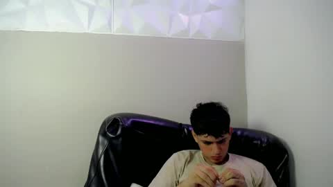 Snapshot of yosepp_cum chatting on 04-29-26, 04:05 YOSEP online show from 04-29-26, 04:05