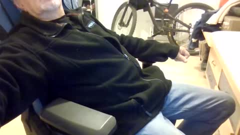 yoska281 online show from 02-01-26, 04:44