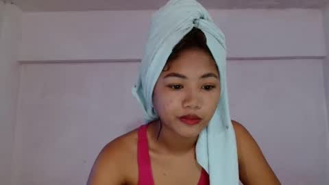 Snapshot of yosufloversweet chatting on 02-22-26, 06:35 fin online show from 02-22-26, 06:35