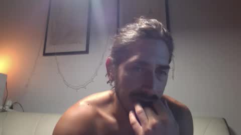 Snapshot of youcallmerobert chatting on 03-29-26, 02:44 youcallmerobert online show from 03-29-26, 02:44