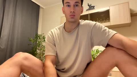 Snapshot of youcan__ chatting on 12-10-24, 06:06 youcan__ online show from 12-10-24, 06:06