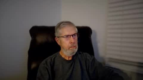 Colorado Guy Straight online show from 10-26-25, 02:17