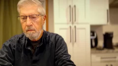 Colorado Guy Straight online show from 10-30-25, 01:34