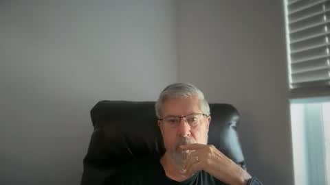Colorado Guy Straight online show from 06-03-26, 01:03
