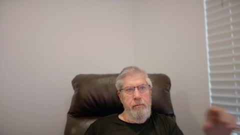 Colorado Guy Straight online show from 06-14-26, 01:24