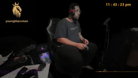 Snapshot of younblaccman6969 chatting on 01-17-25, 05:42 younblaccman6969 online show from 01-17-25, 05:42