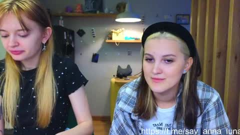 Anna and Luna online show from 04-25-26, 04:48