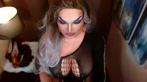 QUEEN MADISON  online show from 02-13-26, 07:37