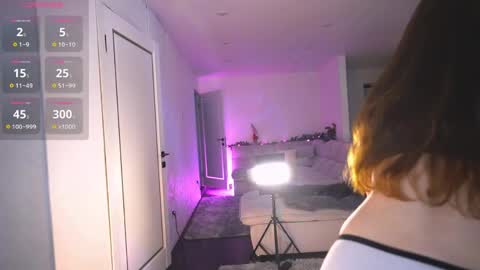 Snapshot of your_baby_julia chatting on 05-17-26, 06:33 Julia Please Thumbs up me online show from 05-17-26, 06:33