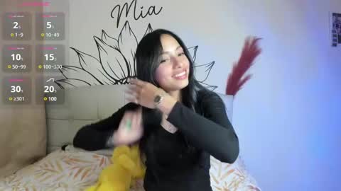 mia3 online show from 02-08-25, 04:03