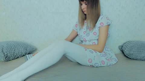 Lily online show from 02-24-25, 01:42