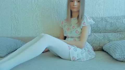 Lily online show from 03-10-25, 07:10