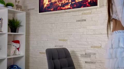 Julia Next stream  online show from 01-08-26, 03:25