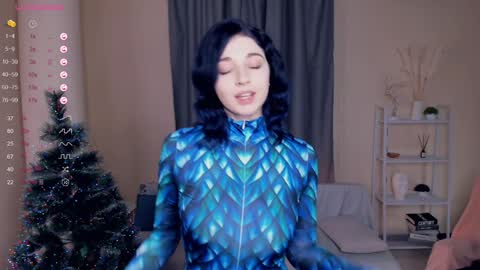 Lina online show from 12-30-24, 10:43