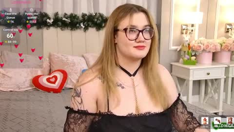 Nancy online show from 04-09-26, 01:16