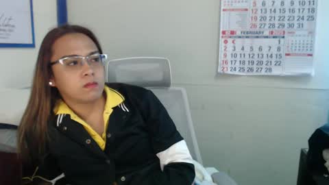 your_dreamgirlxxx69 online show from 02-05-25, 12:10