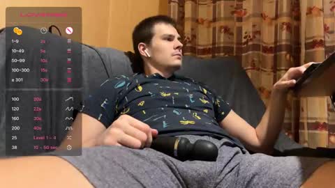 Kelly online show from 01-08-25, 04:11