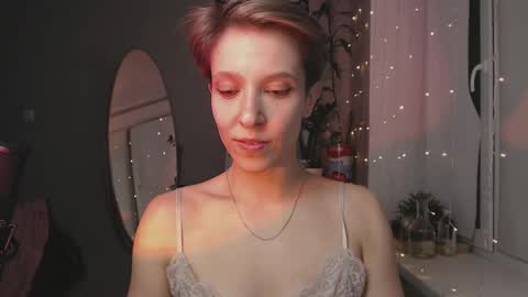 Alex and Kris long hair online show from 12-16-24, 09:20