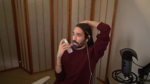 Snapshot of your_ice_cream chatting on 11-05-25, 04:40 Siebel. online show from 11-05-25, 04:40