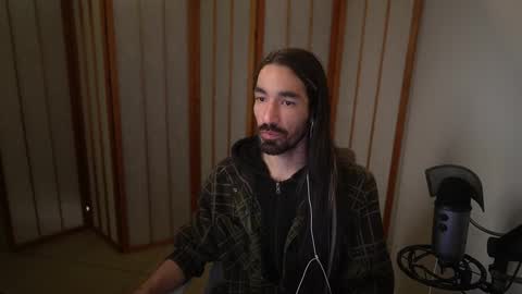 Snapshot of your_ice_cream chatting on 11-19-25, 01:33 Siebel. online show from 11-19-25, 01:33