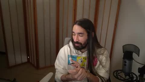 Snapshot of your_ice_cream chatting on 12-15-25, 03:38 Siebel. online show from 12-15-25, 03:38