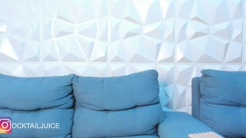 Snapshot of your_juice_ocktail chatting on 10-22-25, 07:46 your_juice_ocktail online show from 10-22-25, 07:46