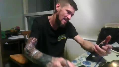 Snapshot of your_kingsex chatting on 04-11-26, 03:00 your_kingsex online show from 04-11-26, 03:00