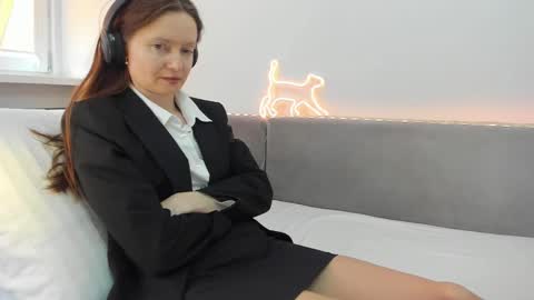 Your Librarian online show from 03-24-26, 12:21