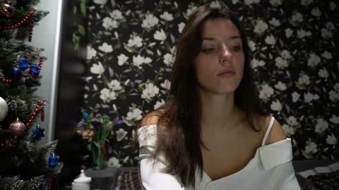 Meri  online show from 12-20-24, 10:22