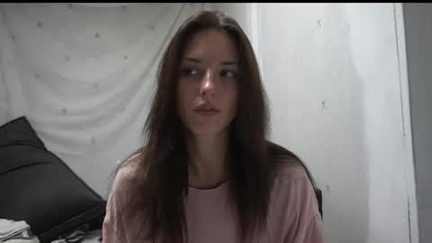 Meri  online show from 10-18-25, 06:41