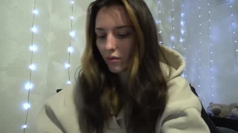 Meri  online show from 02-10-26, 09:41