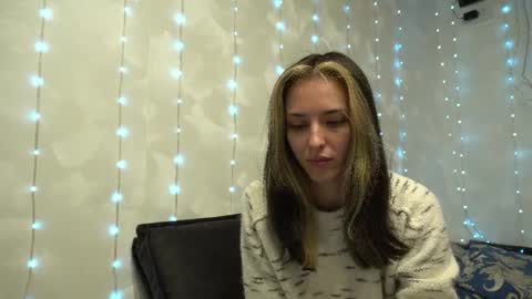 Snapshot of your_little_flexible_girl chatting on 04-08-26, 08:31 Meri online show from 04-08-26, 08:31