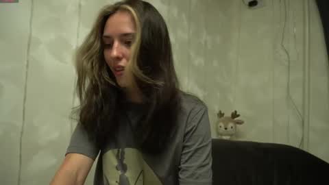 Snapshot of your_little_flexible_girl chatting on 05-08-26, 08:58 Meri online show from 05-08-26, 08:58