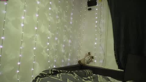 Snapshot of your_little_flexible_girl chatting on 05-10-26, 08:14 Meri online show from 05-10-26, 08:14