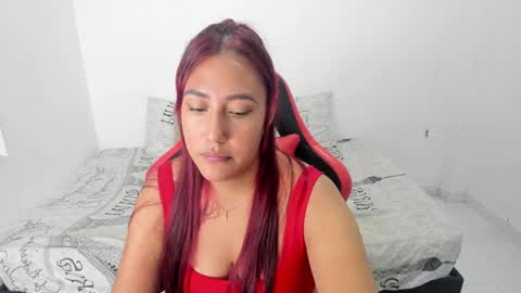 Snapshot of your_naughty_girl_x chatting on 01-04-25, 06:09 EMILY independent model online show from 01-04-25, 06:09