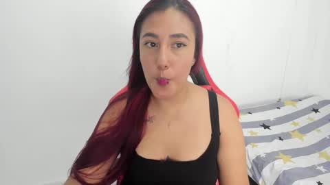 Snapshot of your_naughty_girl_x chatting on 02-13-25, 03:39 EMILY independent model online show from 02-13-25, 03:39
